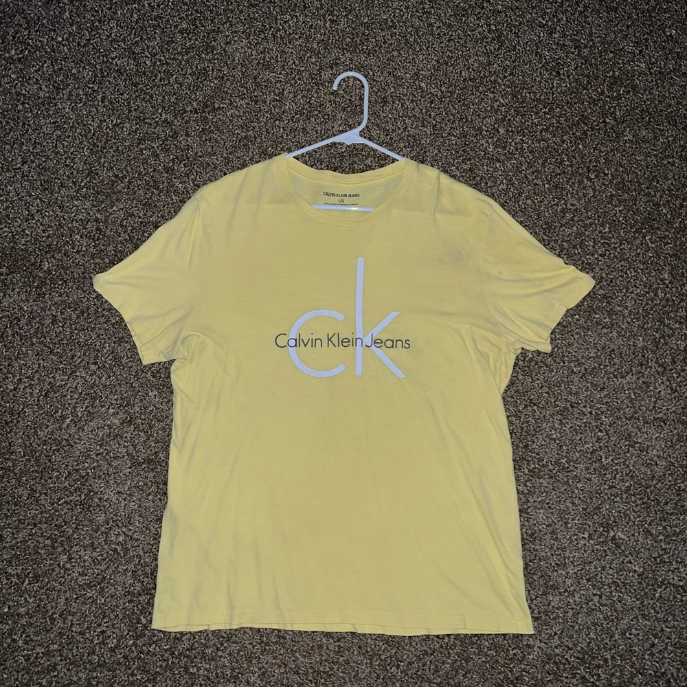 Calvin Klein Jeans Vintage OG Light Yellow White Black T Shirt